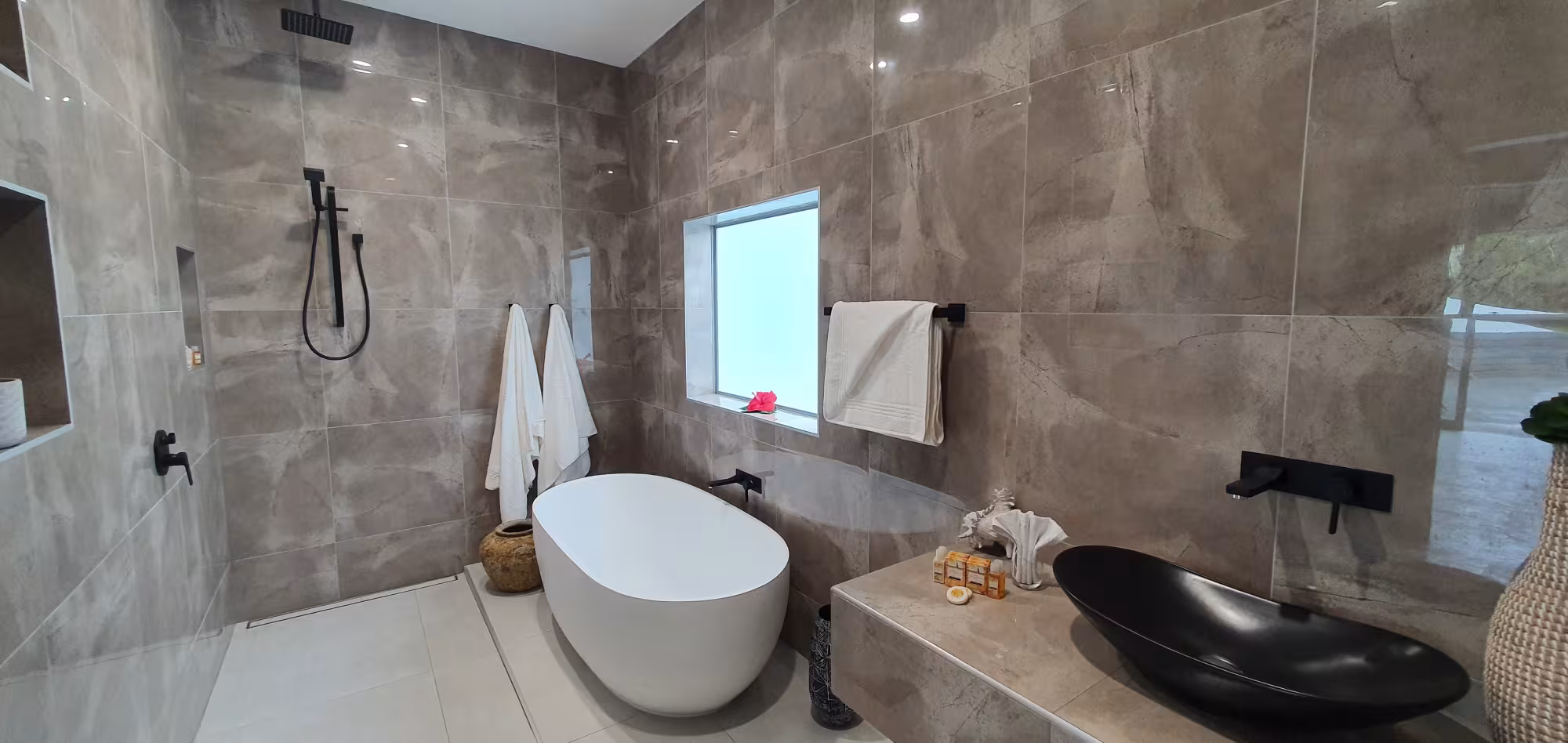Mama Taras Luxury Villa